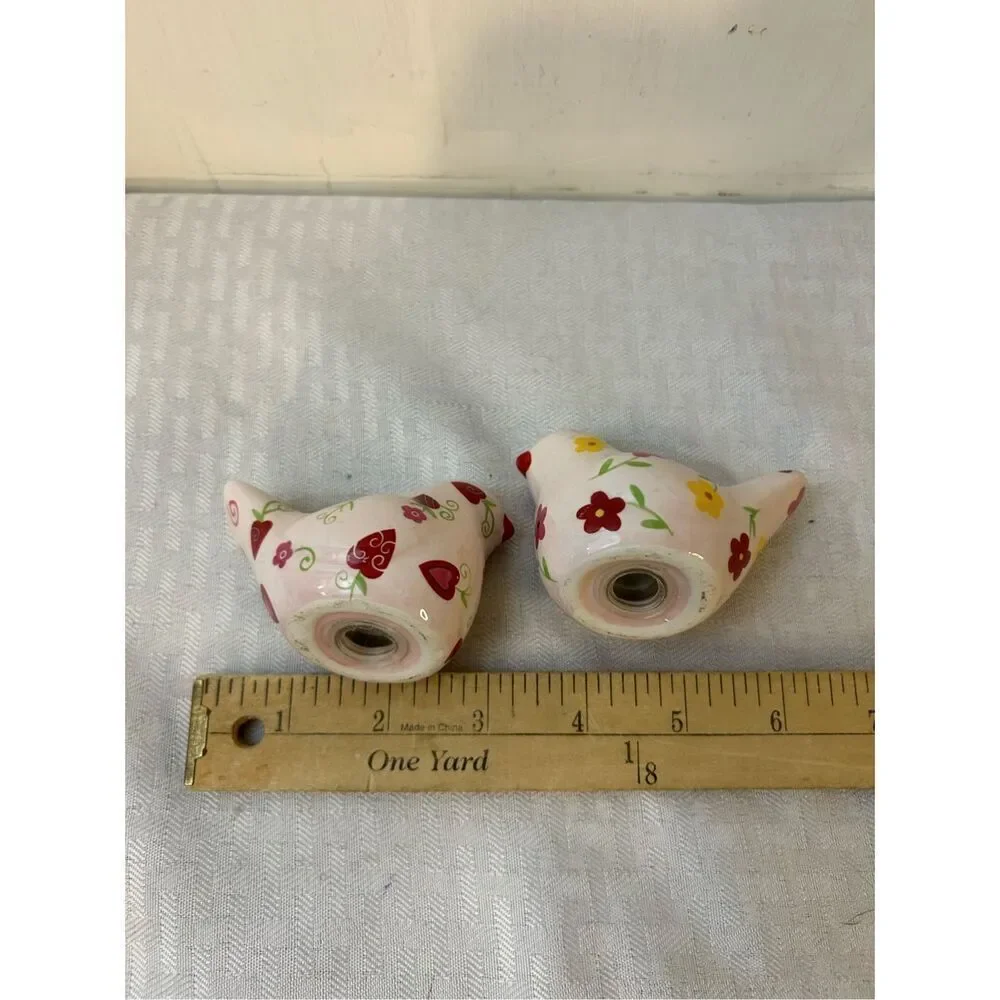 Birds salt & pepper matching‎ set shakers pink with hearts 3